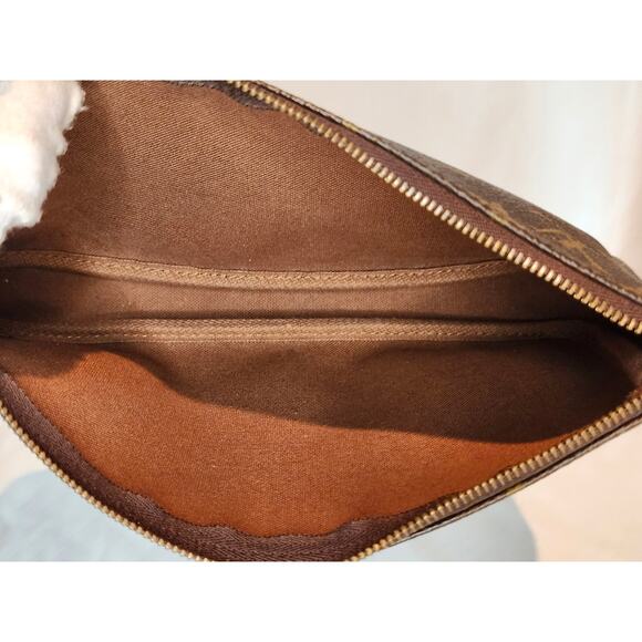 Louis Vuitton LV Monogram Pochette Accessoires with Gold Chain Vintage Bag - Picture 11 of 14